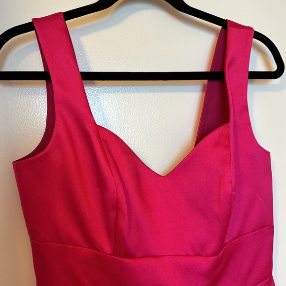 Hot Pink dress - Picture 3 of 4